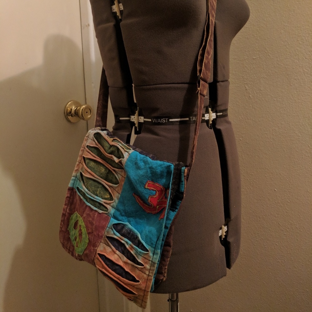 Cross body patchwork purse